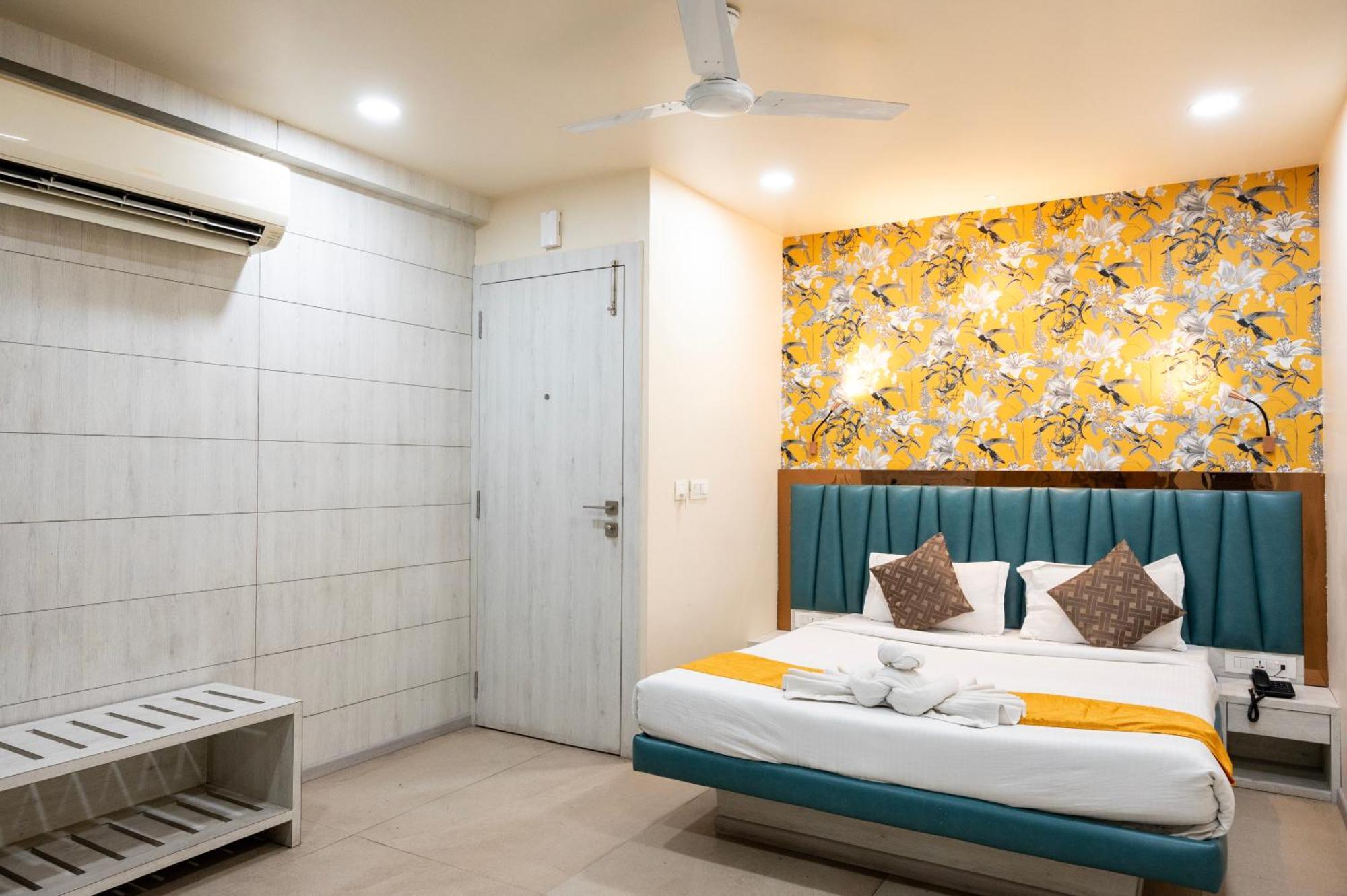 The Opus Kolkata - A Boutique Hotel エクステリア 写真