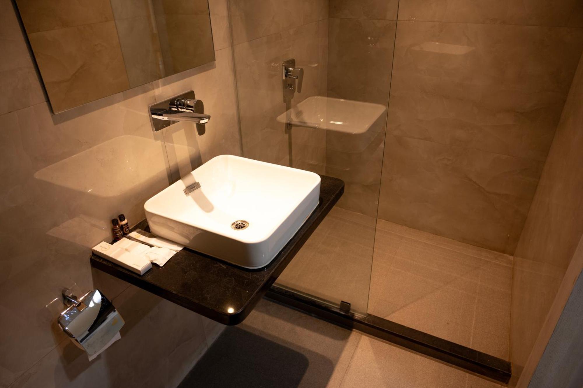The Opus Kolkata - A Boutique Hotel エクステリア 写真