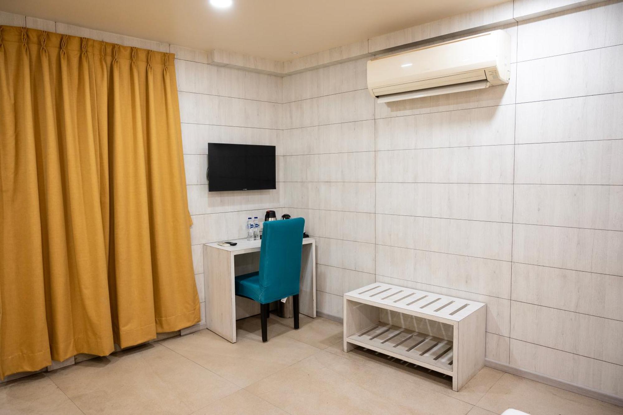 The Opus Kolkata - A Boutique Hotel エクステリア 写真